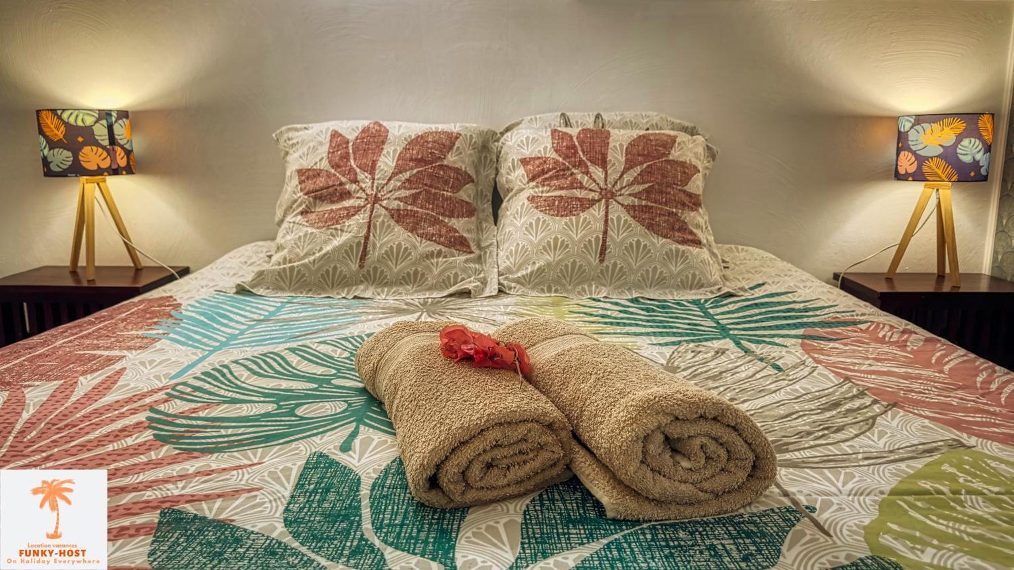 Ti Kaz Funky Host -T3 Vue Mer Premium 3 Etoiles - Village Vacances Sainte Anne Guadeloupe Экстерьер фото